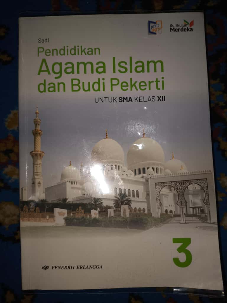 Pai dan Budi Pekerti Kelas XII Kurikulum Merdeka